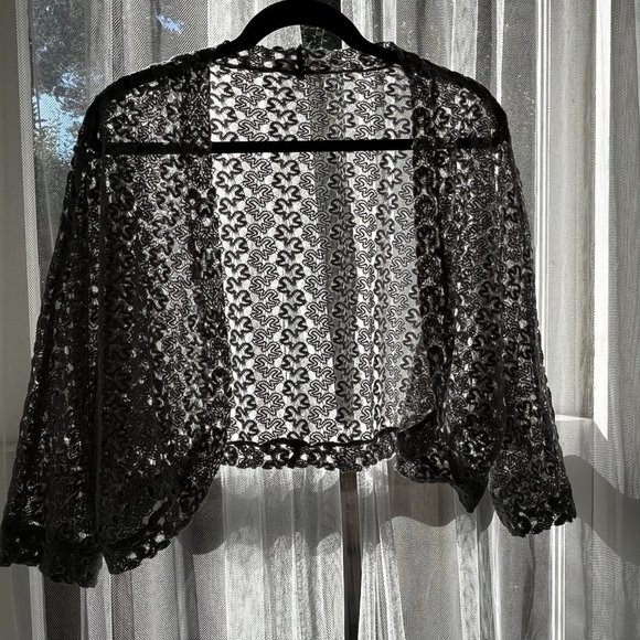 Crochet Knit Bolero Shrug in Grey - Picture 2 of 4